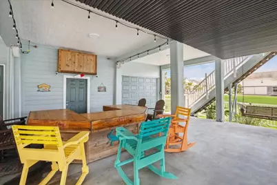 411 Sunset Circle, Galveston, TX 77554 - Photo 33