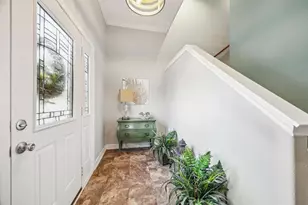 411 Sunset Cir, Galveston, TX 77554 - Photo 5