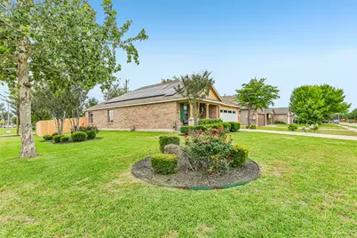 1520 Kothman Drive, Hutto, TX 78634 - Photo 3