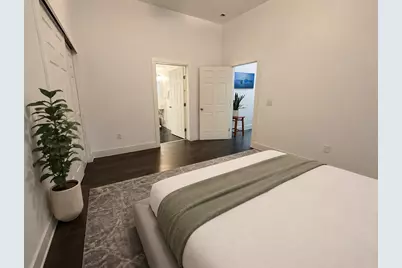 907 E 3rd Street, Austin, TX 78702 - Photo 17