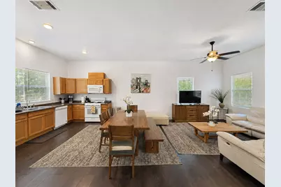 907 E 3rd Street, Austin, TX 78702 - Photo 5
