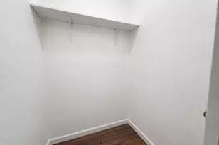 907 E 3rd St, Austin, TX 78702 - Photo 31