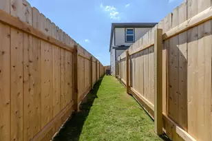 108 Hartson Dr, Taylor, TX 76574 - Photo 31