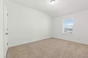 108 Hartson Dr, Taylor, TX 76574 - Photo 25