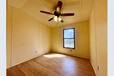 1218 Private Road 3063 Road, Lexington, TX 78947 - Photo 13