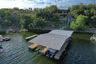 707 Cat Hollow Club Dr, Briarcliff, TX 78669 - Photo 1