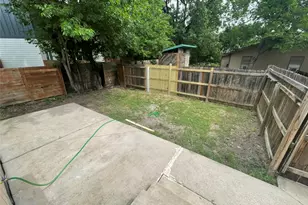 2808 Lyons Rd, Austin, TX 78702 - Photo 5