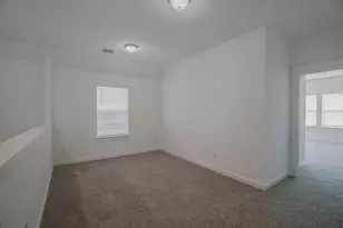 124 Hartson Dr, Taylor, TX 76574 - Photo 9
