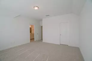 124 Hartson Dr, Taylor, TX 76574 - Photo 11
