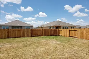 109 Red Buckeye St, Hutto, TX 78634 - Photo 19