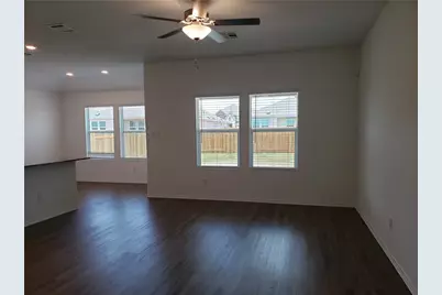 109 Red Buckeye Street, Hutto, TX 78634 - Photo 9