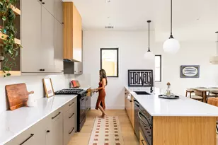 4414 S 1st St, Austin, TX 78745 - Photo 9