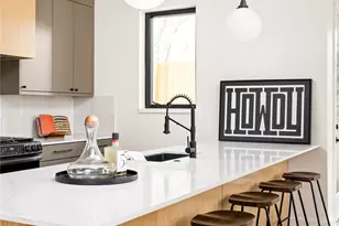 4414 S 1st St, Austin, TX 78745 - Photo 11