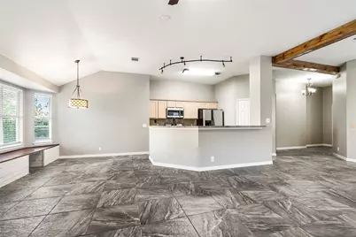 110 Estate Cove, Hutto, TX 78634 - Photo 5