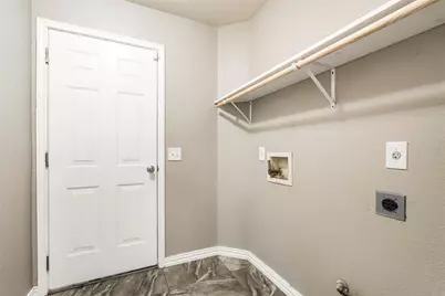110 Estate Cove, Hutto, TX 78634 - Photo 11