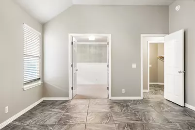 110 Estate Cove, Hutto, TX 78634 - Photo 13