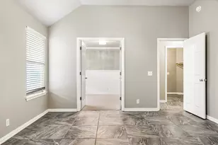 110 Estate Cove, Hutto, TX 78634 - Photo 13