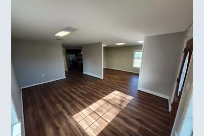 12716 Fitzhugh Rd, Austin, TX 78736 - Photo 3