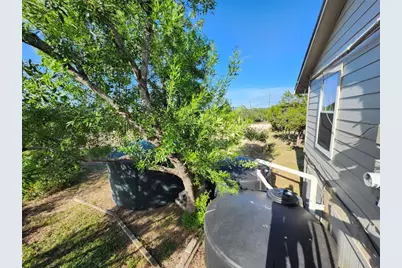 12716 Fitzhugh Rd, Austin, TX 78736 - Photo 7