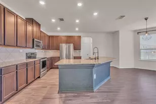 3894 Bentwood Way, New Braunfels, TX 78130 - Photo 15