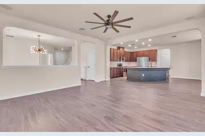 3894 Bentwood Way, New Braunfels, TX 78130 - Photo 9