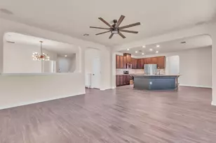 3894 Bentwood Way, New Braunfels, TX 78130 - Photo 9