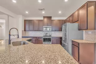 3894 Bentwood Way, New Braunfels, TX 78130 - Photo 13