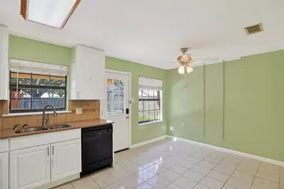 1308 Pendergrass Street, Lockhart, TX 78644 - Photo 5