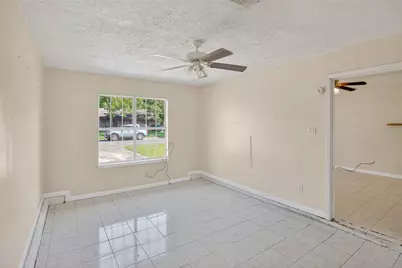 1308 Pendergrass Street, Lockhart, TX 78644 - Photo 3