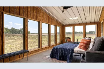 6417 County Road 240, Waelder, TX 78959 - Photo 27