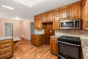 1800 Barbara St, Austin, TX 78757 - Photo 15