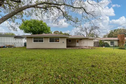 1800 Barbara Street, Austin, TX 78757 - Photo 9