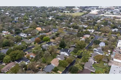 1800 Barbara Street, Austin, TX 78757 - Photo 33