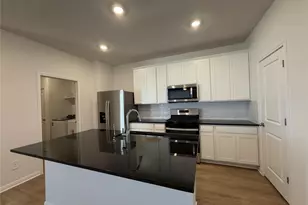 104 Maple Hedge Rd, Hutto, TX 78634 - Photo 5