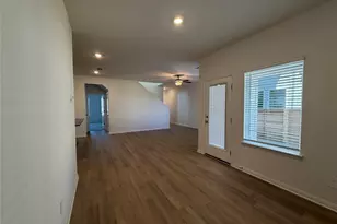 104 Maple Hedge Rd, Hutto, TX 78634 - Photo 7