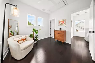 1213 Eleanor St, Austin, TX 78721 - Photo 25