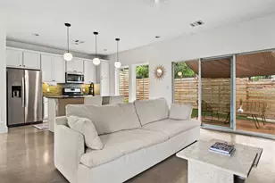 1213 Eleanor St, Austin, TX 78721 - Photo 9