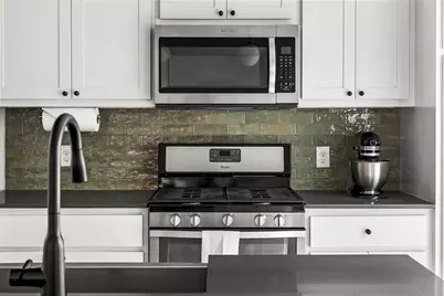 1213 Eleanor Street #B, Austin, TX 78721 - Photo 17