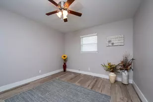 150 W Fm 487, Jarrell, TX 76537 - Photo 7