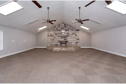 150 W Fm 487, Jarrell, TX 76537 - Photo 3