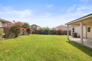 217 Farmer Ln, Jarrell, TX 76537 - Photo 27
