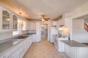 829 State Hwy 21 Hwy W, Cedar Creek, TX 78612 - Photo 9