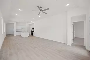 170 Hornet St, Elgin, TX 78621 - Photo 29