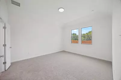 170 Hornet Street, Elgin, TX 78621 - Photo 31