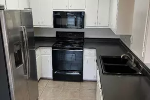 8607 Colonial Dr, Austin, TX 78758 - Photo 5