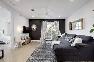 2709 E 5th St, Austin, TX 78702 - Photo 7