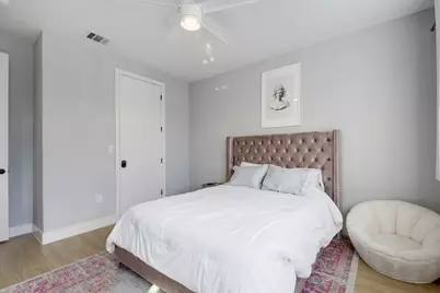 2709 E. 5th Street #2303, Austin, TX 78702 - Photo 11