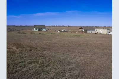 1351 County Road 419, Taylor, TX 76574 - Photo 27