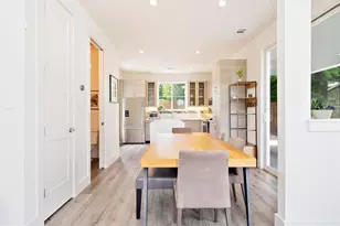 911 Stobaugh St, Austin, TX 78757 - Photo 9