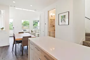 911 Stobaugh St, Austin, TX 78757 - Photo 7